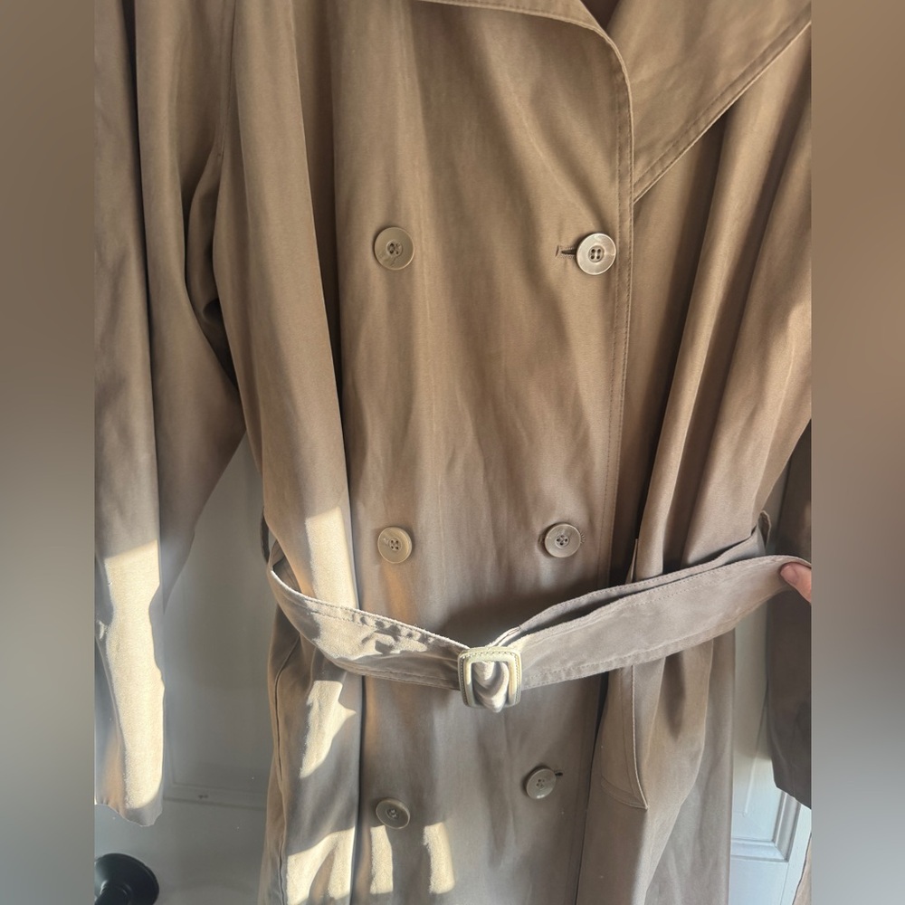 London Fog Limited Edition Trench Coat Tan Size 10 Detachable Liner Hood - Picture 5 of 11